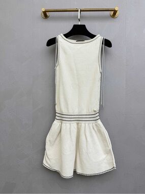 🚩steal CHANEL Cream Knit Sleeveless Dress with Navy Trim